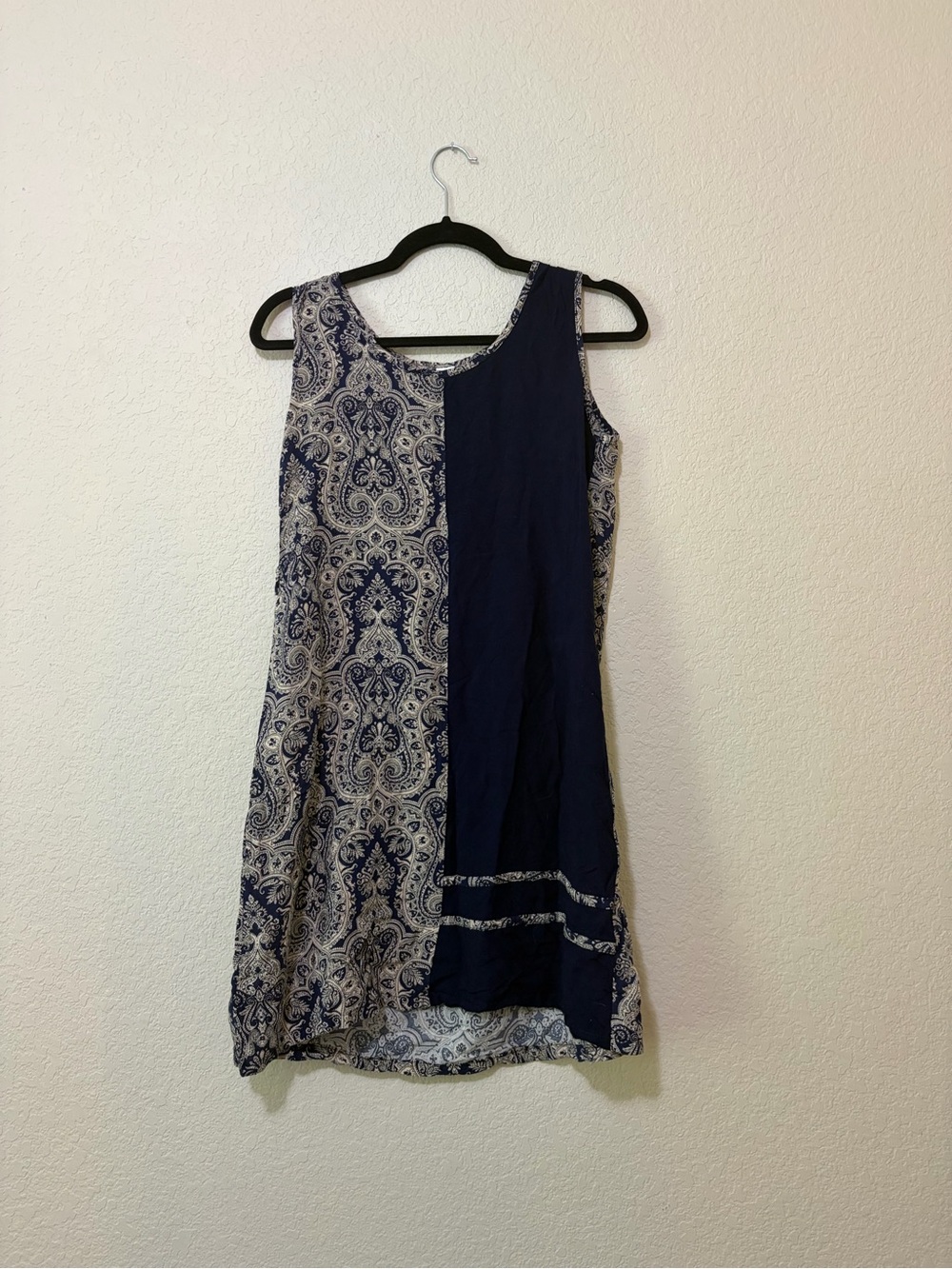 Sleeveless Navy and Cream Paisley Shift Dress